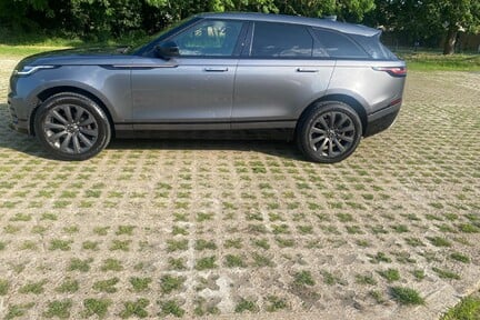 Land Rover Range Rover Velar R-DYNAMIC SE 30