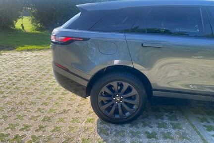 Land Rover Range Rover Velar R-DYNAMIC SE 13