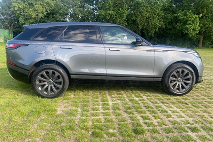 Land Rover Range Rover Velar R-DYNAMIC SE 39