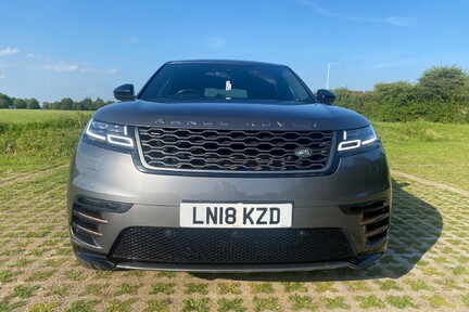 Land Rover Range Rover Velar R-DYNAMIC SE 42