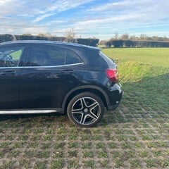 Mercedes-Benz GLA Class GLA 220 D 4MATIC AMG LINE PREMIUM 7