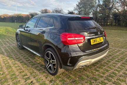 Mercedes-Benz GLA Class GLA 220 D 4MATIC AMG LINE PREMIUM 43