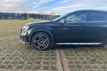 Mercedes-Benz GLA Class GLA 220 D 4MATIC AMG LINE PREMIUM 5