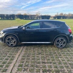 Mercedes-Benz GLA Class GLA 220 D 4MATIC AMG LINE PREMIUM 7
