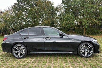 BMW 3 Series 320I M SPORT 5