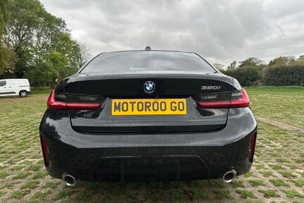 BMW 3 Series 320I M SPORT 40