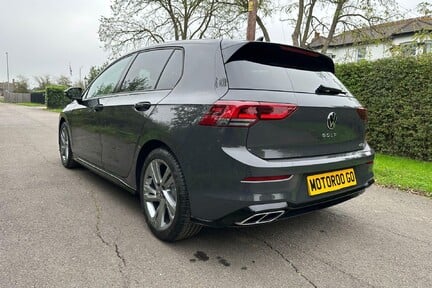 Volkswagen Golf R-LINE ETSI DSG 7