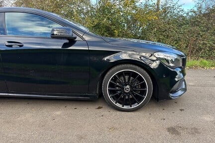 Mercedes-Benz CLA Class CLA 180 AMG LINE 5