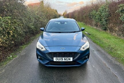 Ford Focus ST-LINE 3