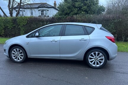 Vauxhall Astra ACTIVE 14