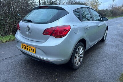 Vauxhall Astra ACTIVE 27