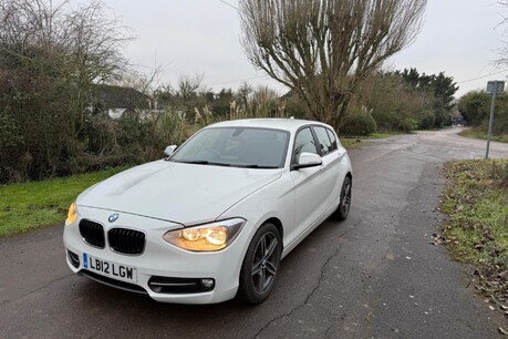 BMW 1 Series 116I SPORT Technical Data