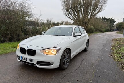 BMW 1 Series 116I SPORT 6