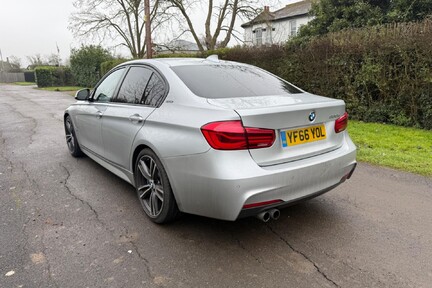 BMW 3 Series 330E M SPORT 9