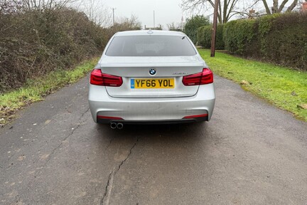 BMW 3 Series 330E M SPORT 10