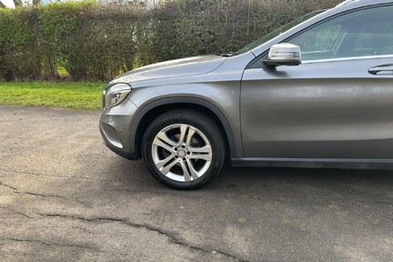 Mercedes-Benz GLA GLA 200 D SPORT PREMIUM PLUS 19