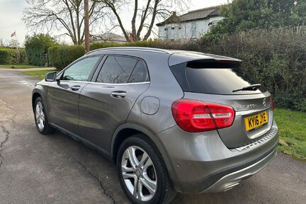 Mercedes-Benz GLA GLA 200 D SPORT PREMIUM PLUS 28