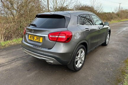 Mercedes-Benz GLA GLA 200 D SPORT PREMIUM PLUS 31