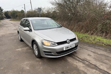 Volkswagen Golf S TSI BLUEMOTION TECHNOLOGY 1