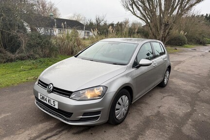 Volkswagen Golf S TSI BLUEMOTION TECHNOLOGY 5