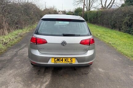 Volkswagen Golf S TSI BLUEMOTION TECHNOLOGY 10