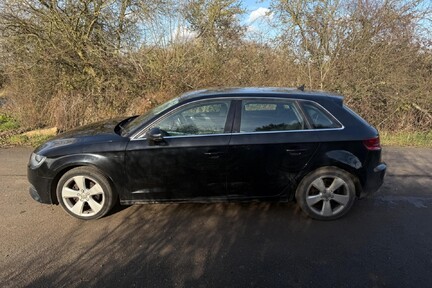 Audi A3 TFSI SPORT 16