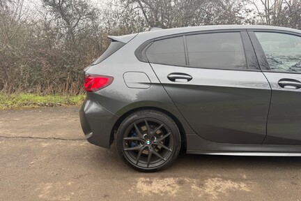 BMW 1 Series 118I M SPORT 43