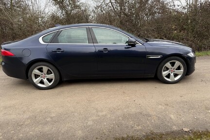 Jaguar XF PORTFOLIO 5