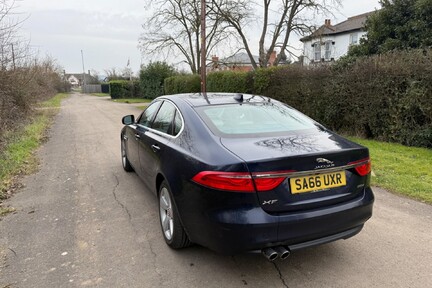 Jaguar XF PORTFOLIO 15