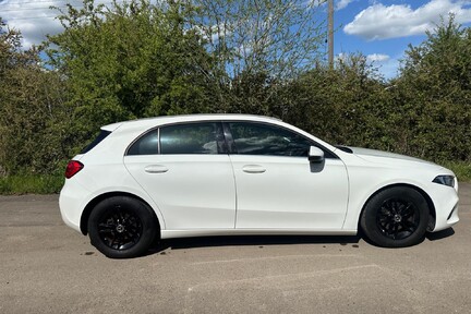 Mercedes-Benz A Class A 180 D SE 9