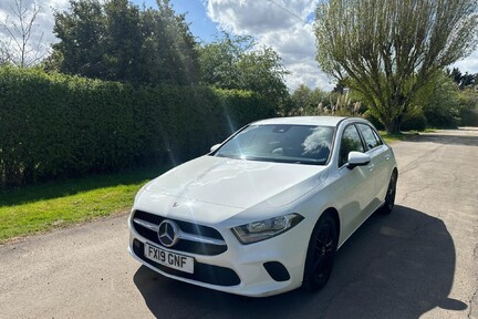 Mercedes-Benz A Class A 180 D SE 17