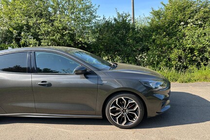 Ford Focus ST-LINE X 6