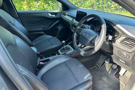 Ford Focus ST-LINE X 10