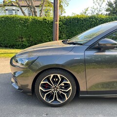Ford Focus ST-LINE X 16