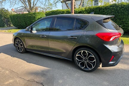 Ford Focus ST-LINE X 20