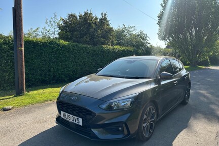 Ford Focus ST-LINE X 24