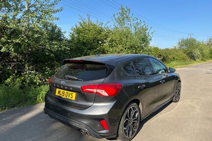 Ford Focus ST-LINE X 27