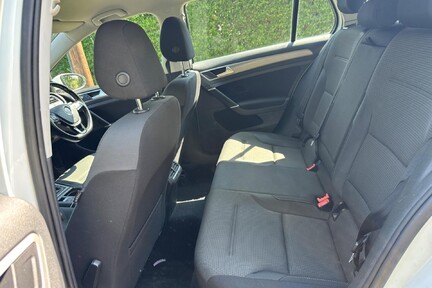 Volkswagen Golf MATCH TSI BLUEMOTION 21