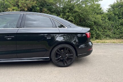 Audi A3 TFSI S LINE 30