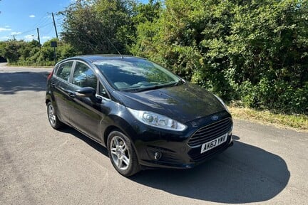 Ford Fiesta ZETEC 1