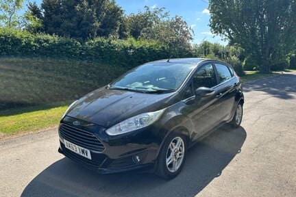 Ford Fiesta ZETEC 4