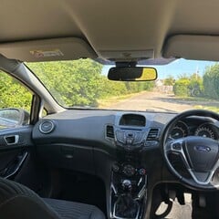 Ford Fiesta ZETEC 9