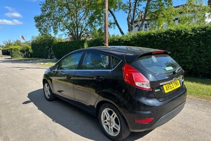 Ford Fiesta ZETEC 25