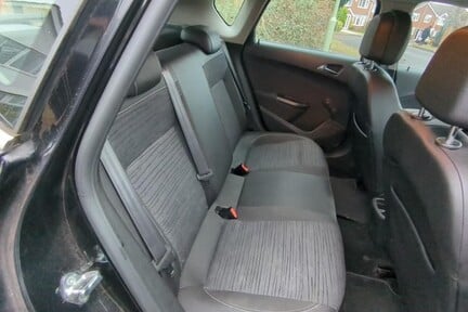 Vauxhall Astra EXCITE 6