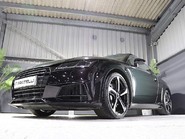 Audi TT TTS TFSI QUATTRO BLACK EDITION 19