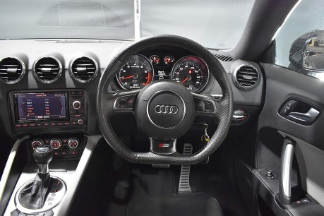 Audi TT TFSI BLACK EDITION 44