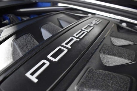 Porsche Macan GTS PDK 7