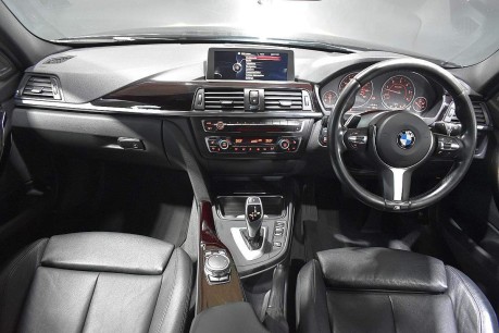 BMW 3 Series 335D XDRIVE M SPORT TOURING 42