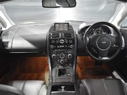 Aston Martin Vantage V8 44