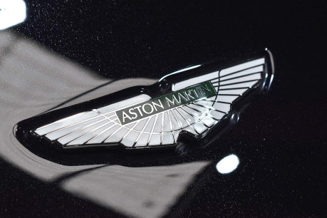 Aston Martin Vantage S V8 ROADSTER 5